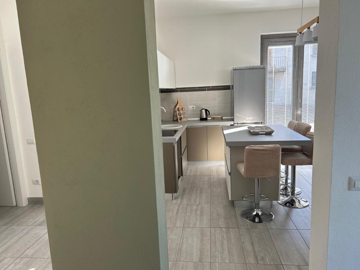 Le Camelie Del Lario Apartment Grandate Bagian luar foto