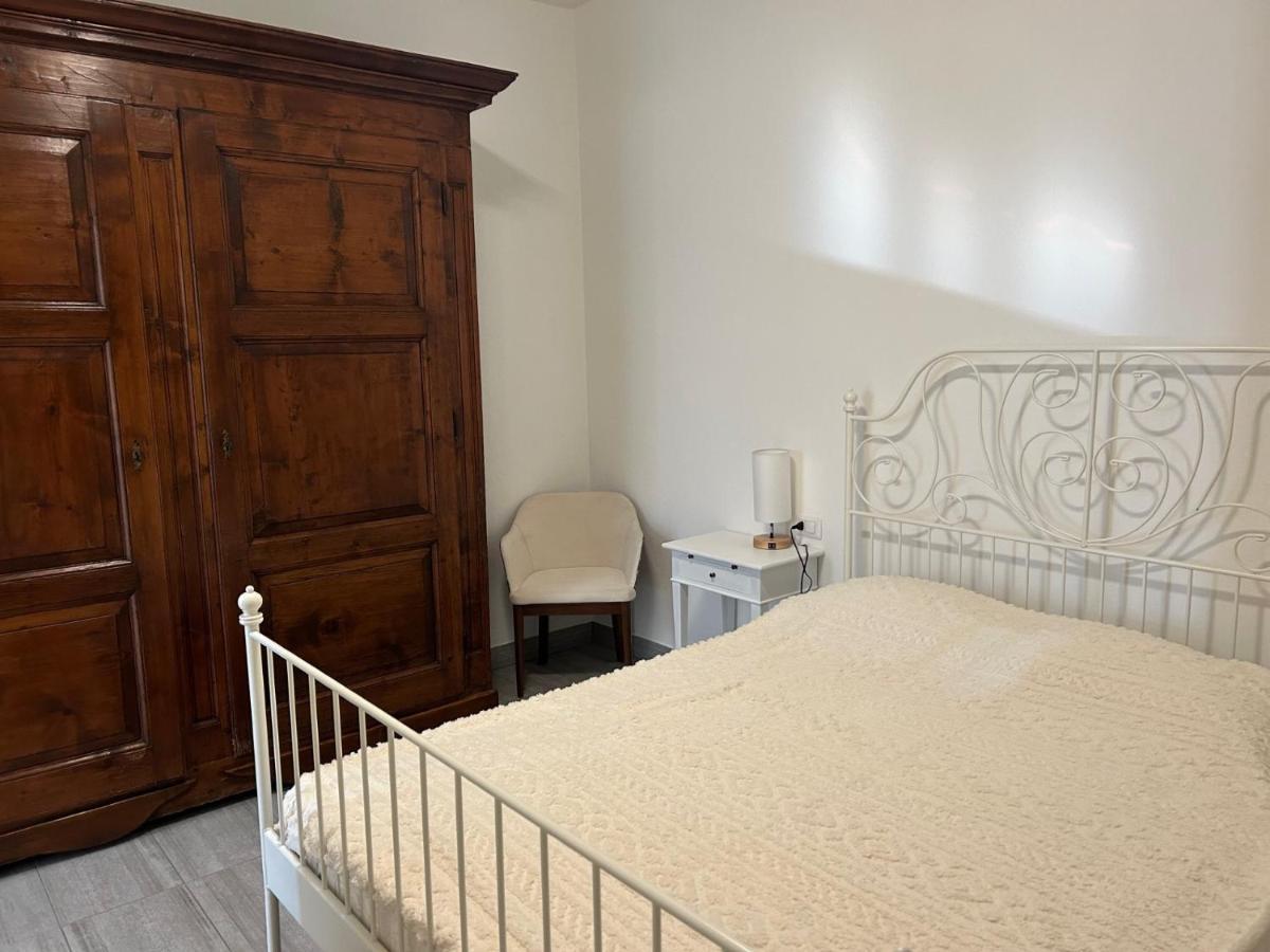 Le Camelie Del Lario Apartment Grandate Bagian luar foto