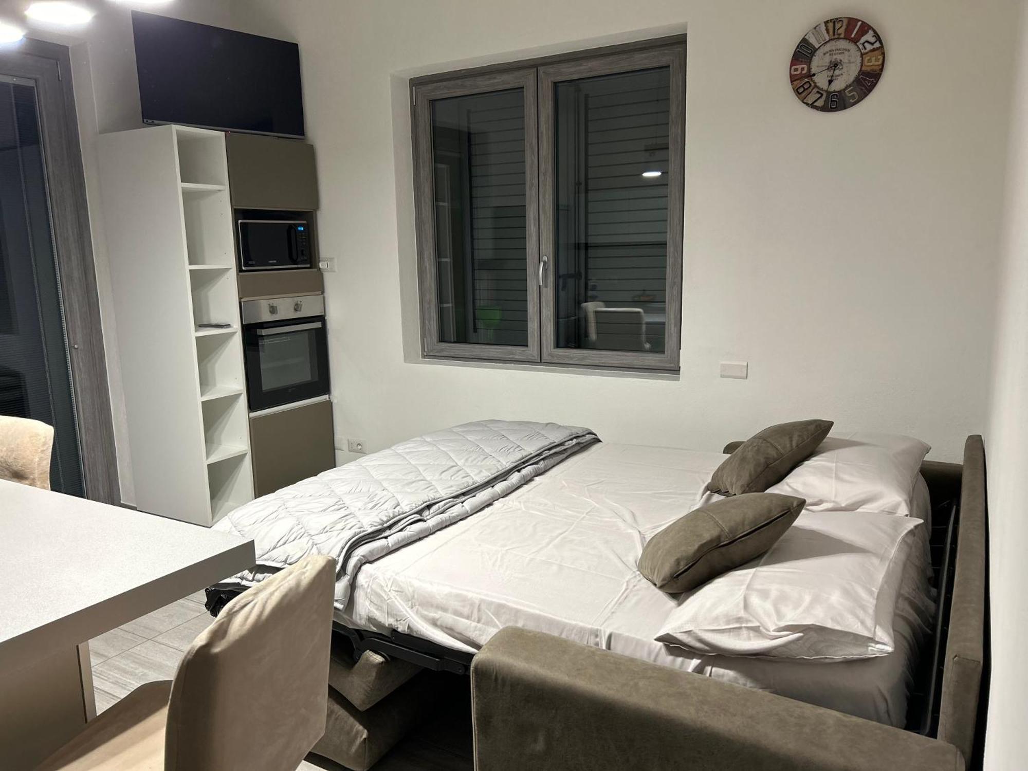 Le Camelie Del Lario Apartment Grandate Bagian luar foto